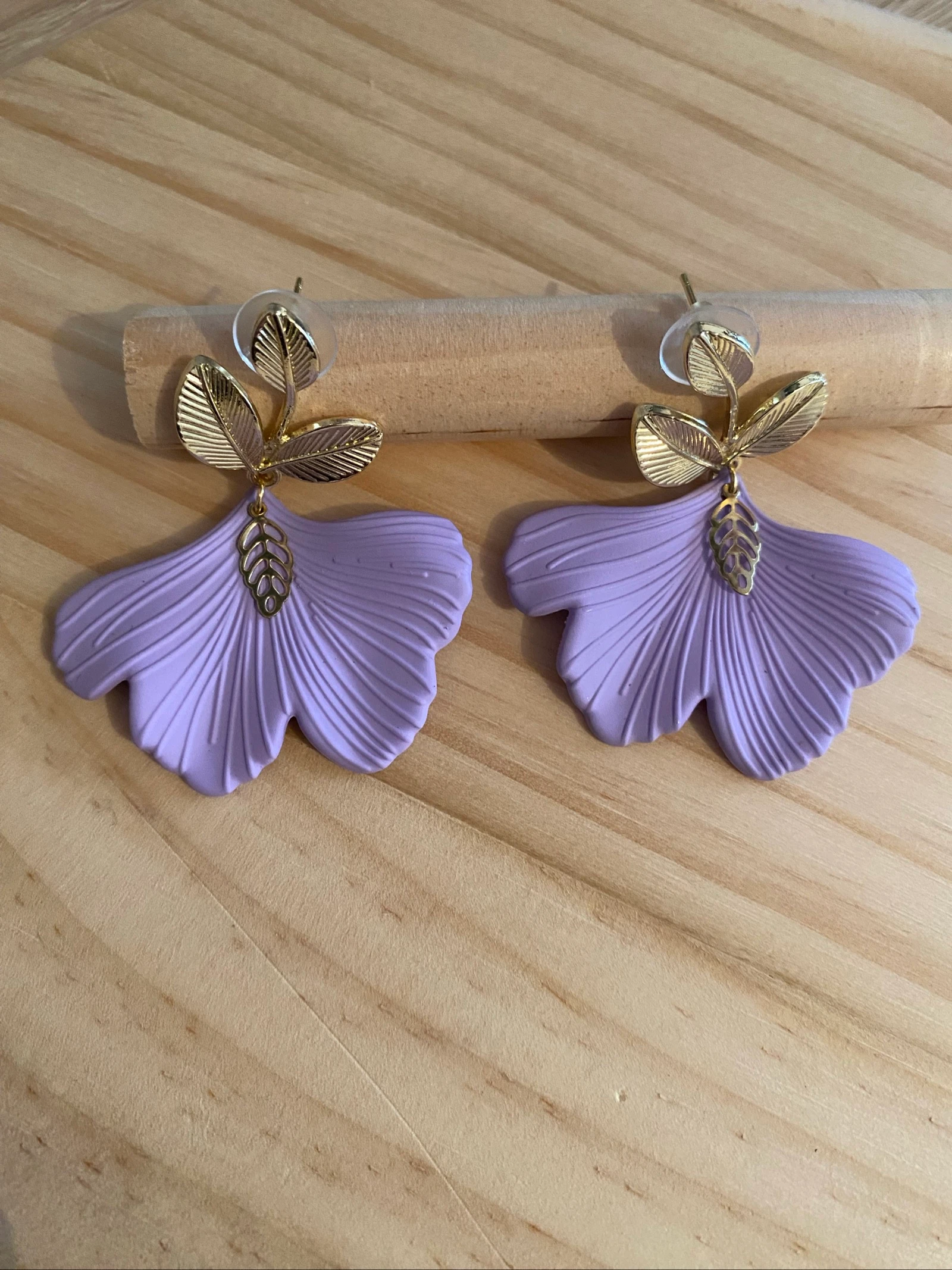 Brincos de folha de gingko lilás – photo 6